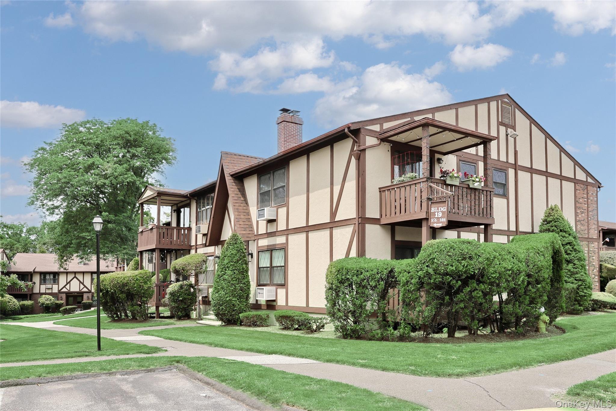 597 Sierra Vista Lane – For Sale