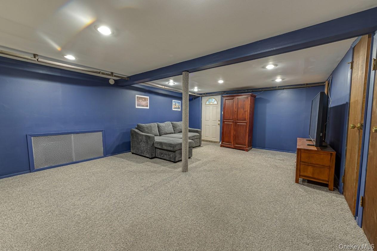 9 PO Lane – For Sale photo 19