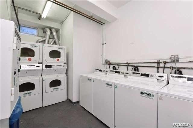3591 161st Street, Unit 3B photo 3