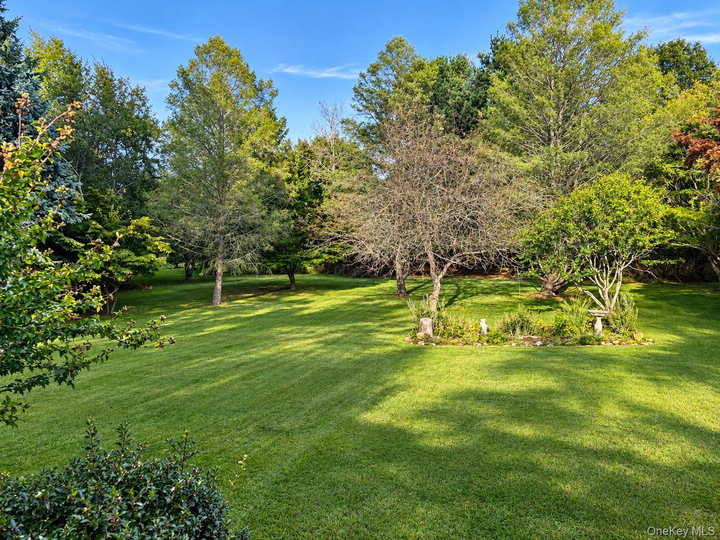 2380 Laurel Avenue – For Sale photo 14