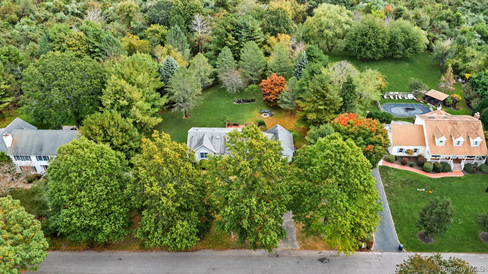 2380 Laurel Avenue – For Sale photo 20