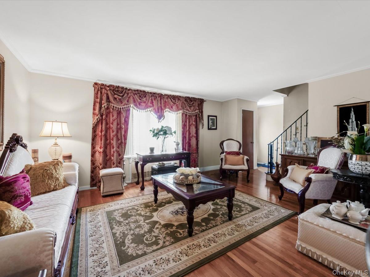 712 Partridge Avenue – For Sale photo 3