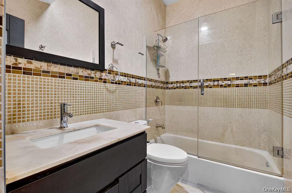 242-14 83rd Avenue – For Sale photo 23