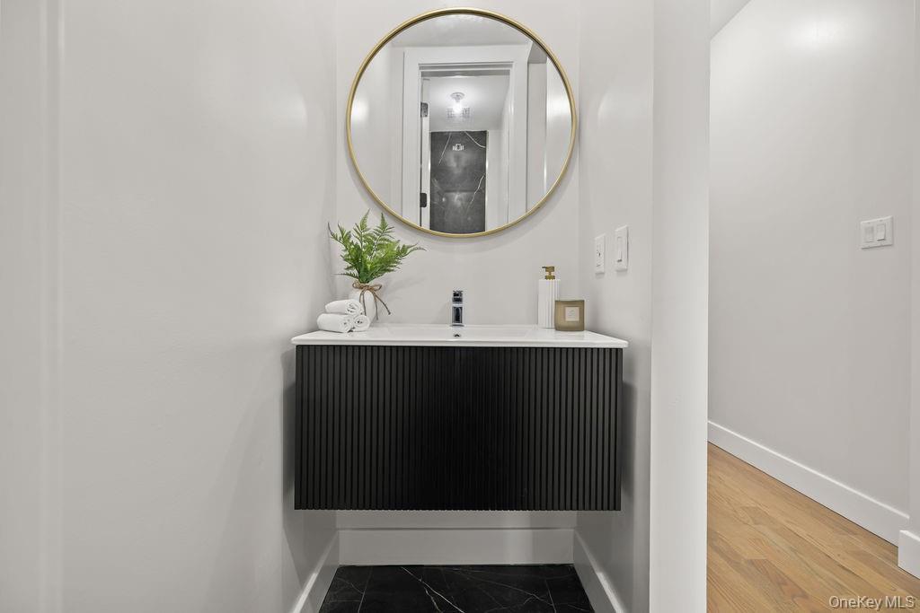 17 Lazer Court, Unit 111 photo 10