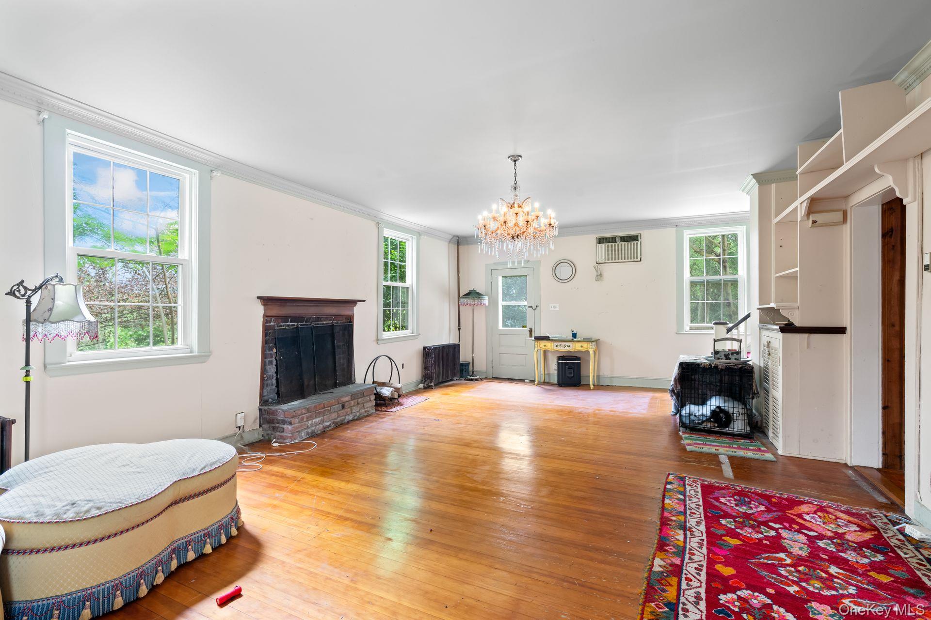 383 W Neck Road – For Sale photo 15