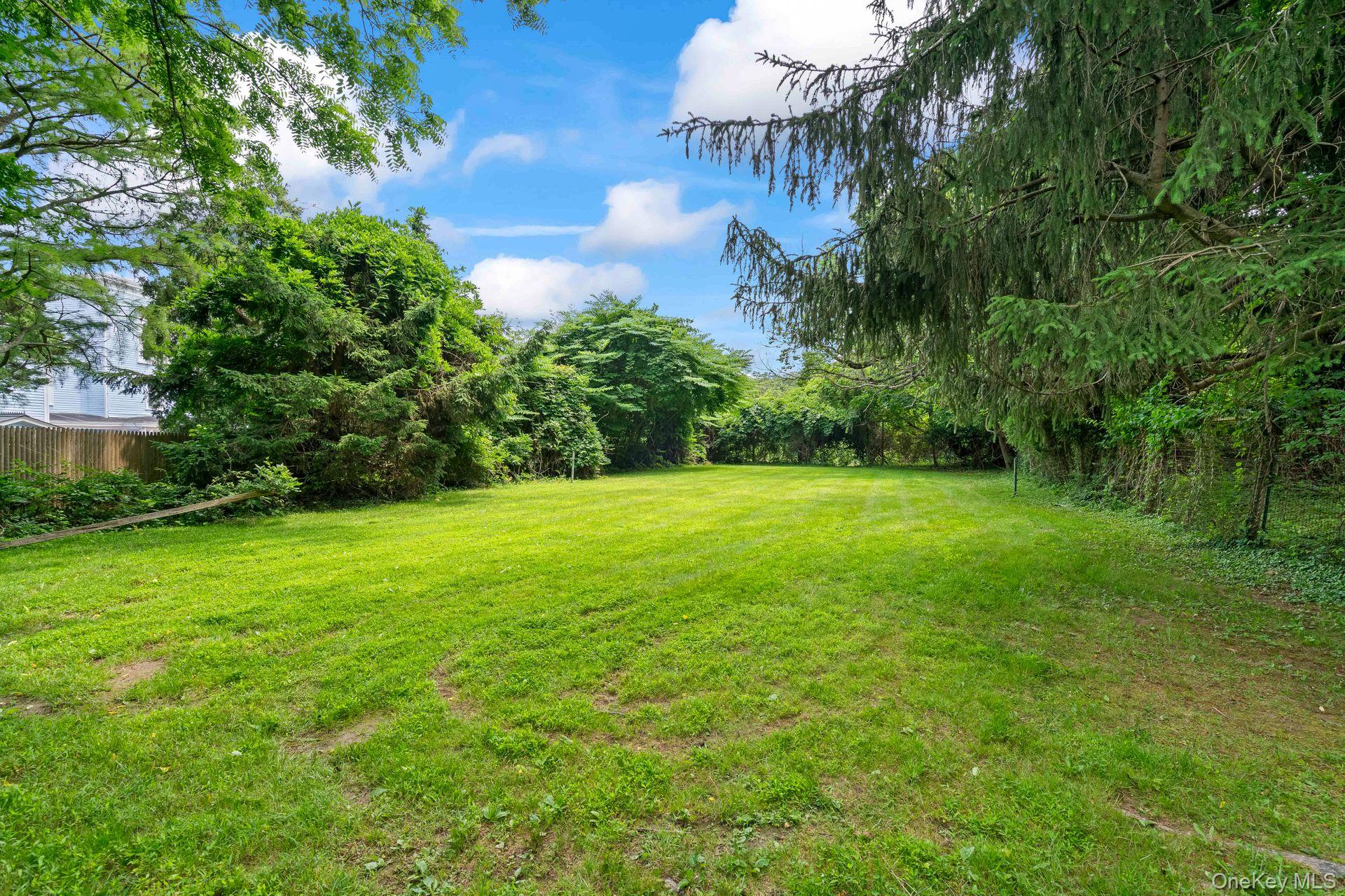 383 W Neck Road – For Sale photo 42