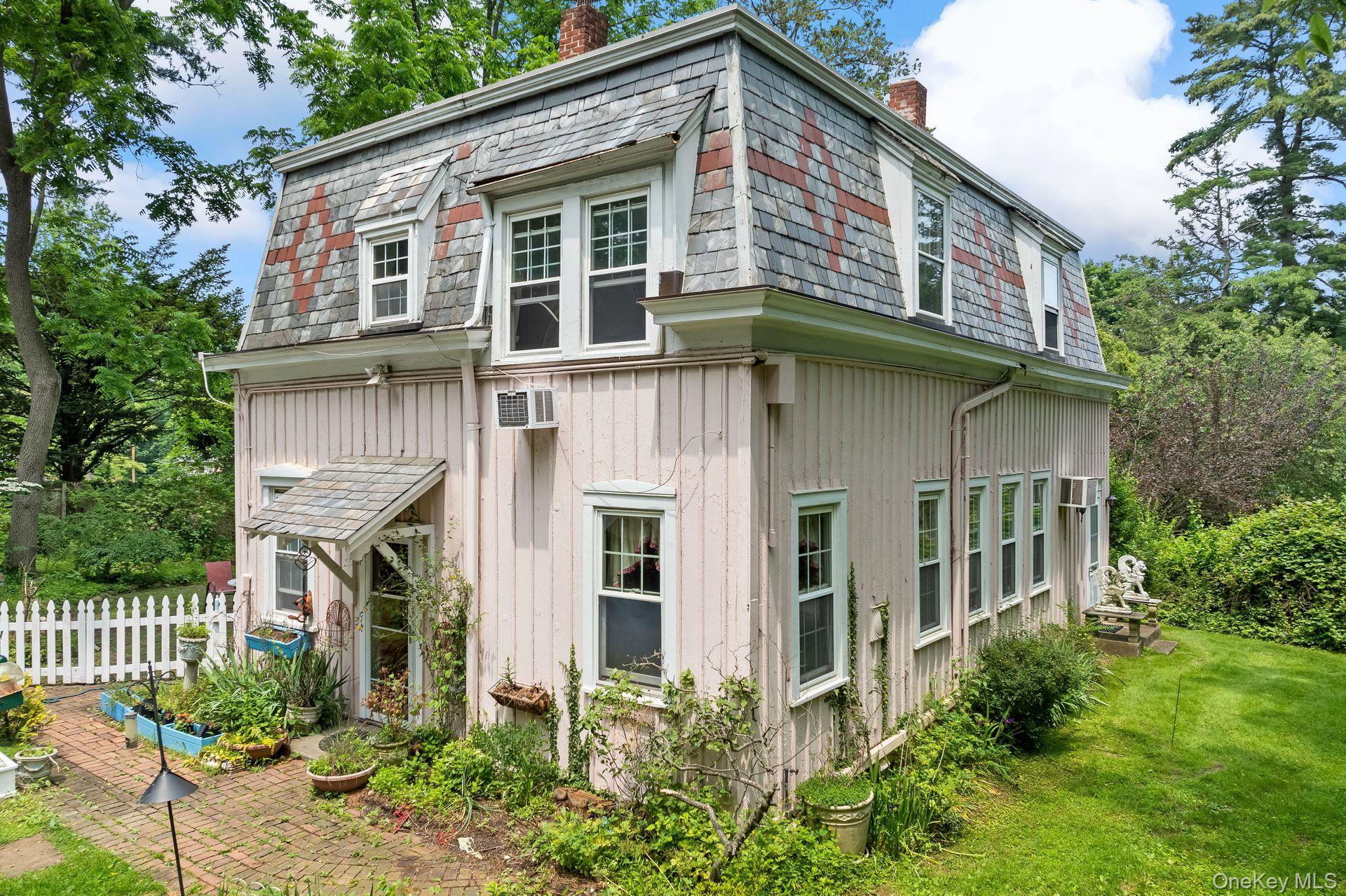 383 W Neck Road – For Sale photo 7