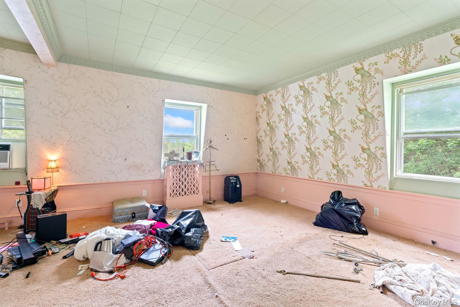 383 W Neck Road – For Sale photo 19