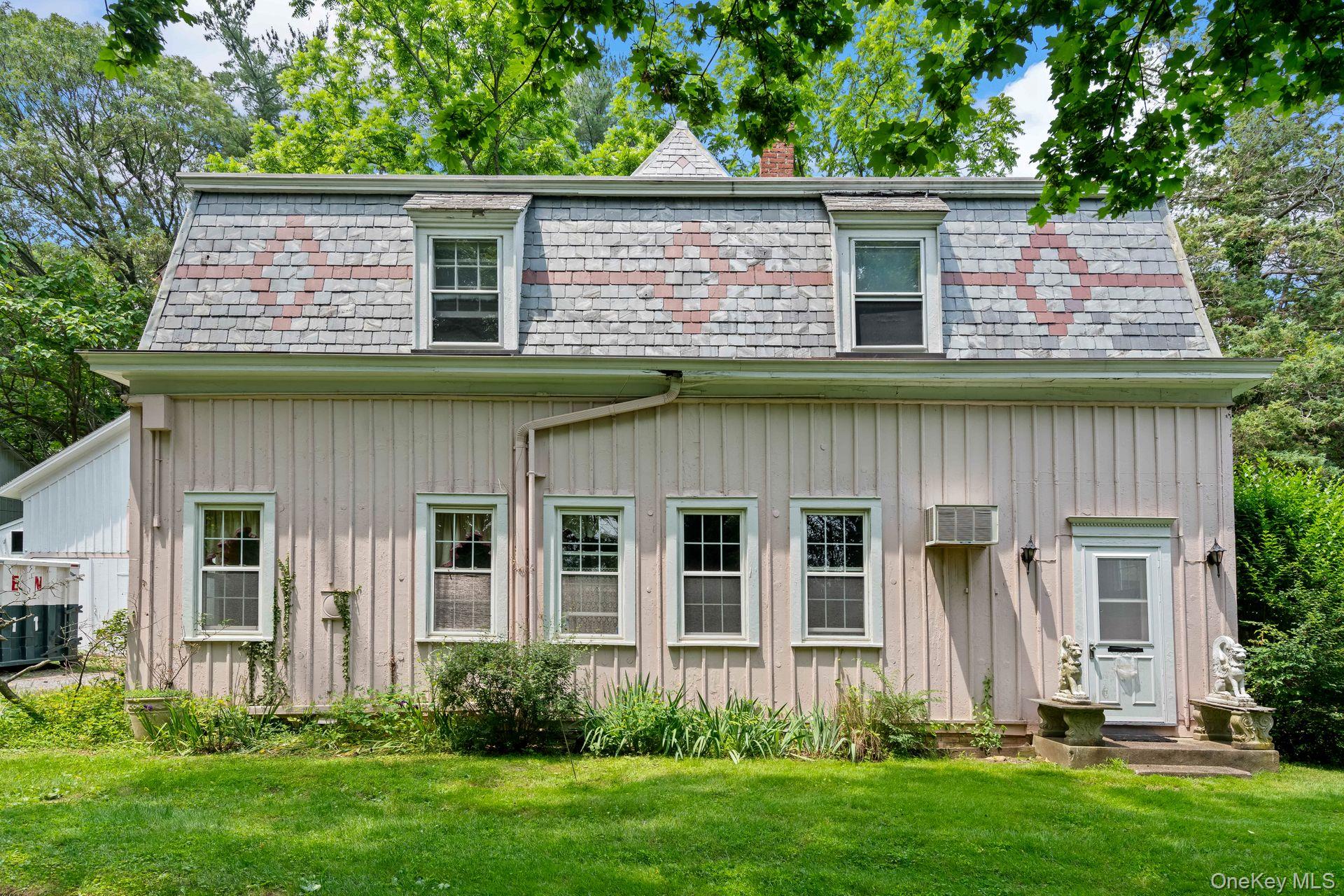 383 W Neck Road – For Sale photo 3