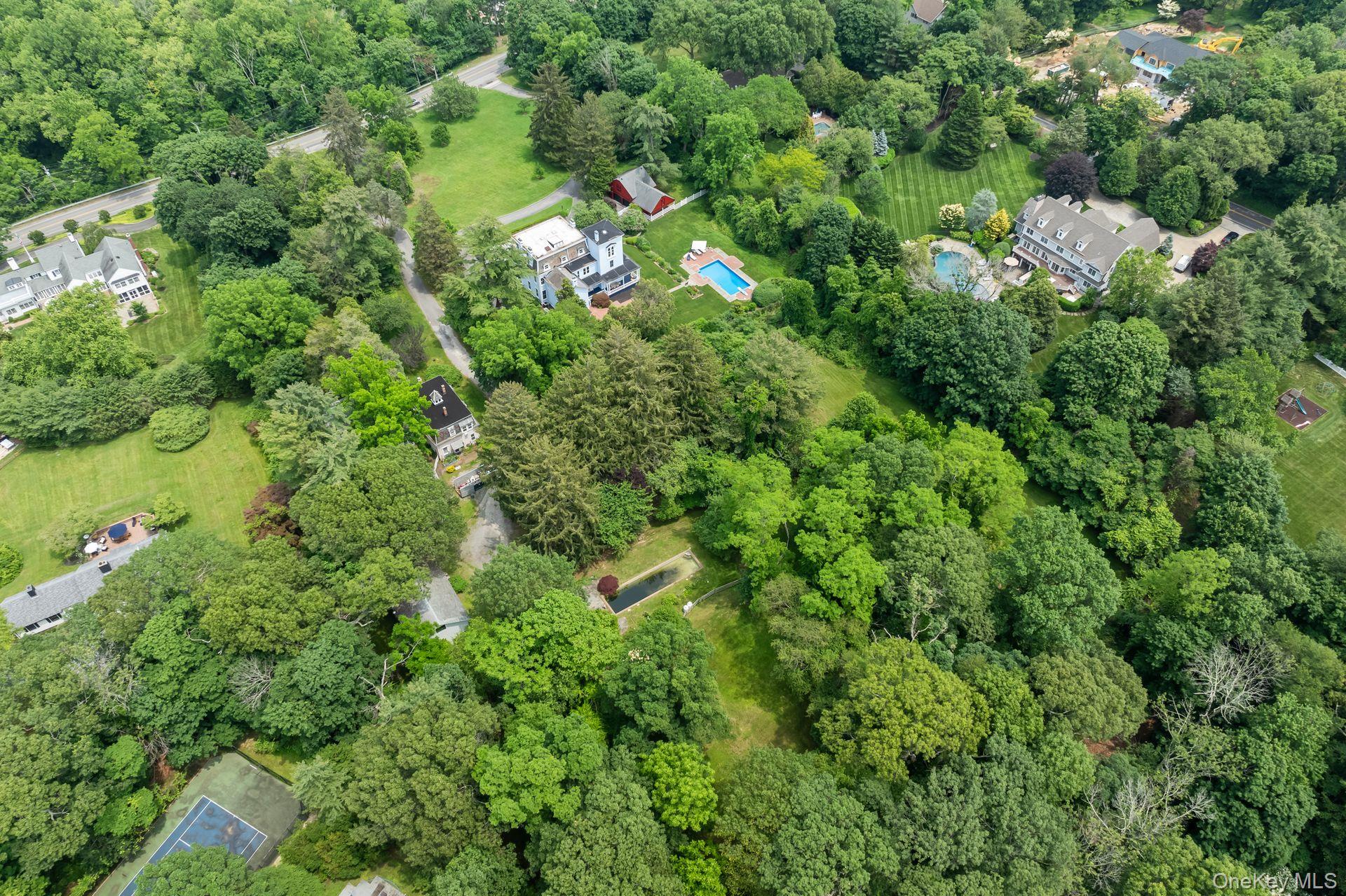 383 W Neck Road – For Sale photo 40