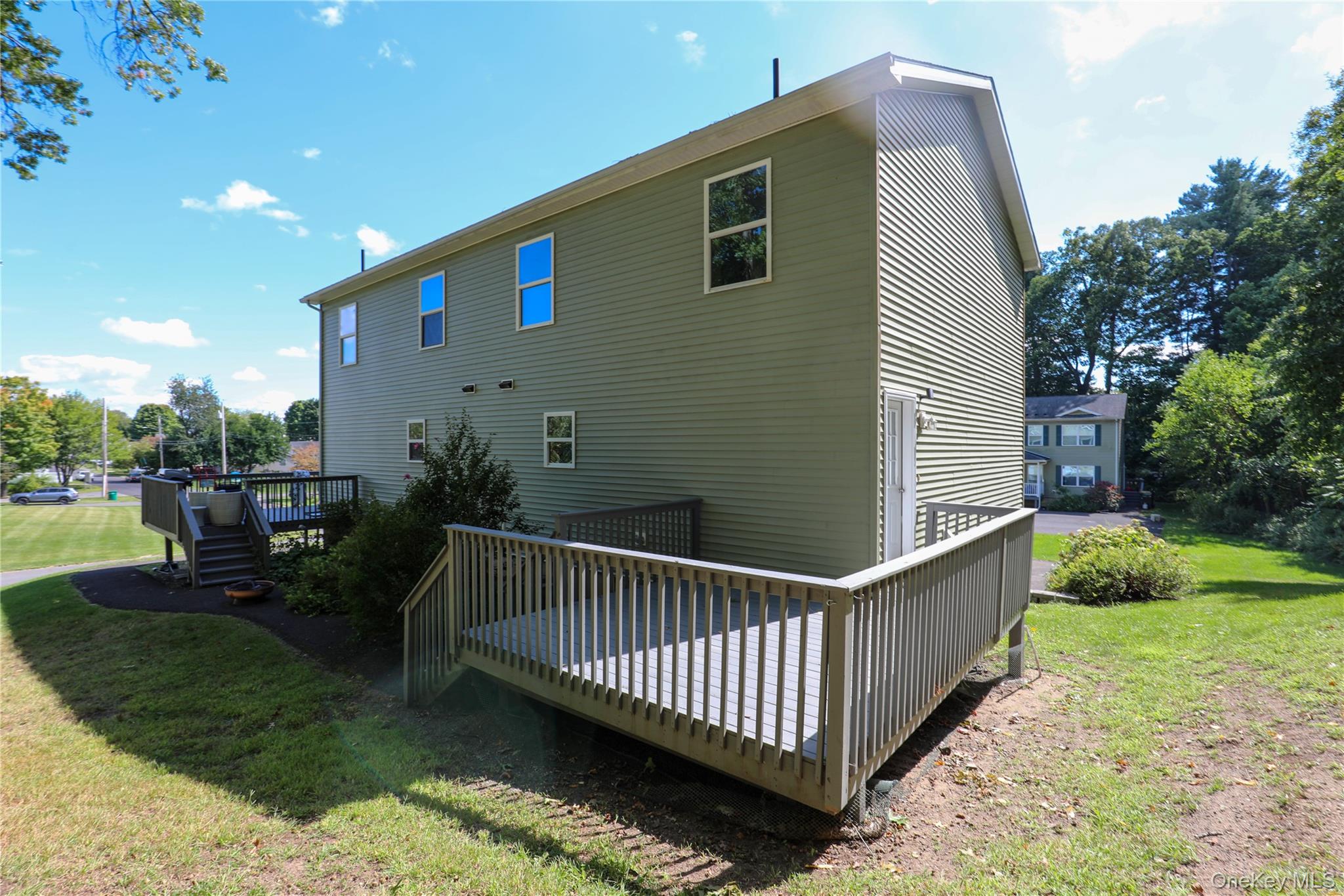 217 Hasbrouck Avenue, Unit B photo 18