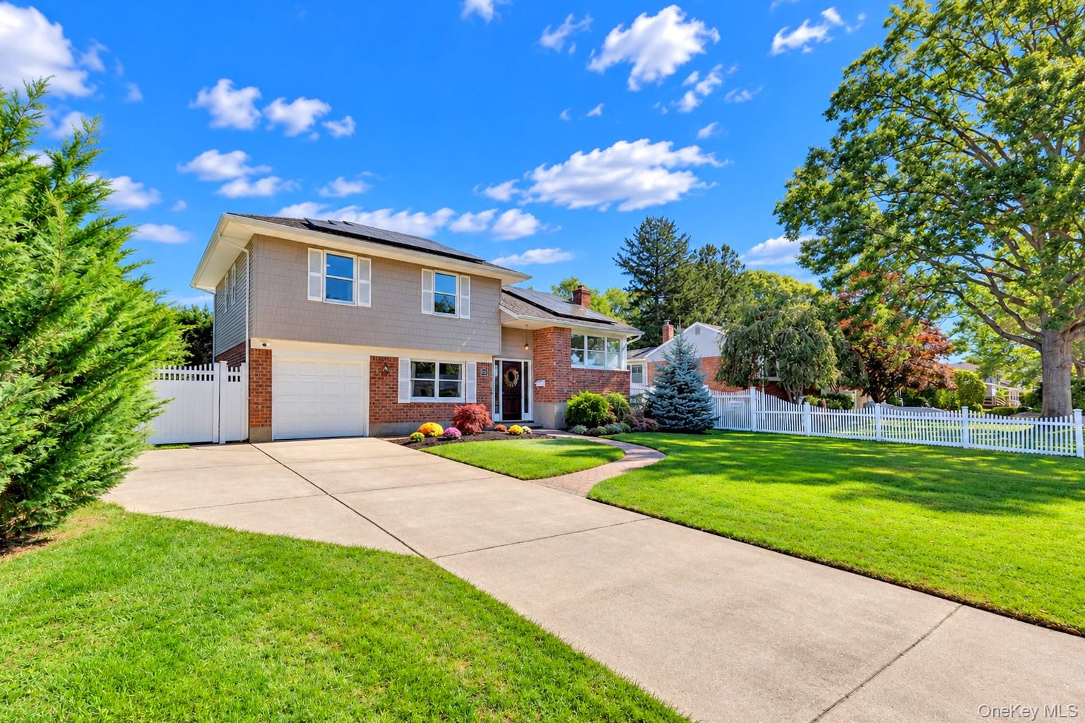 49 Simmons Drive – For Sale photo 2