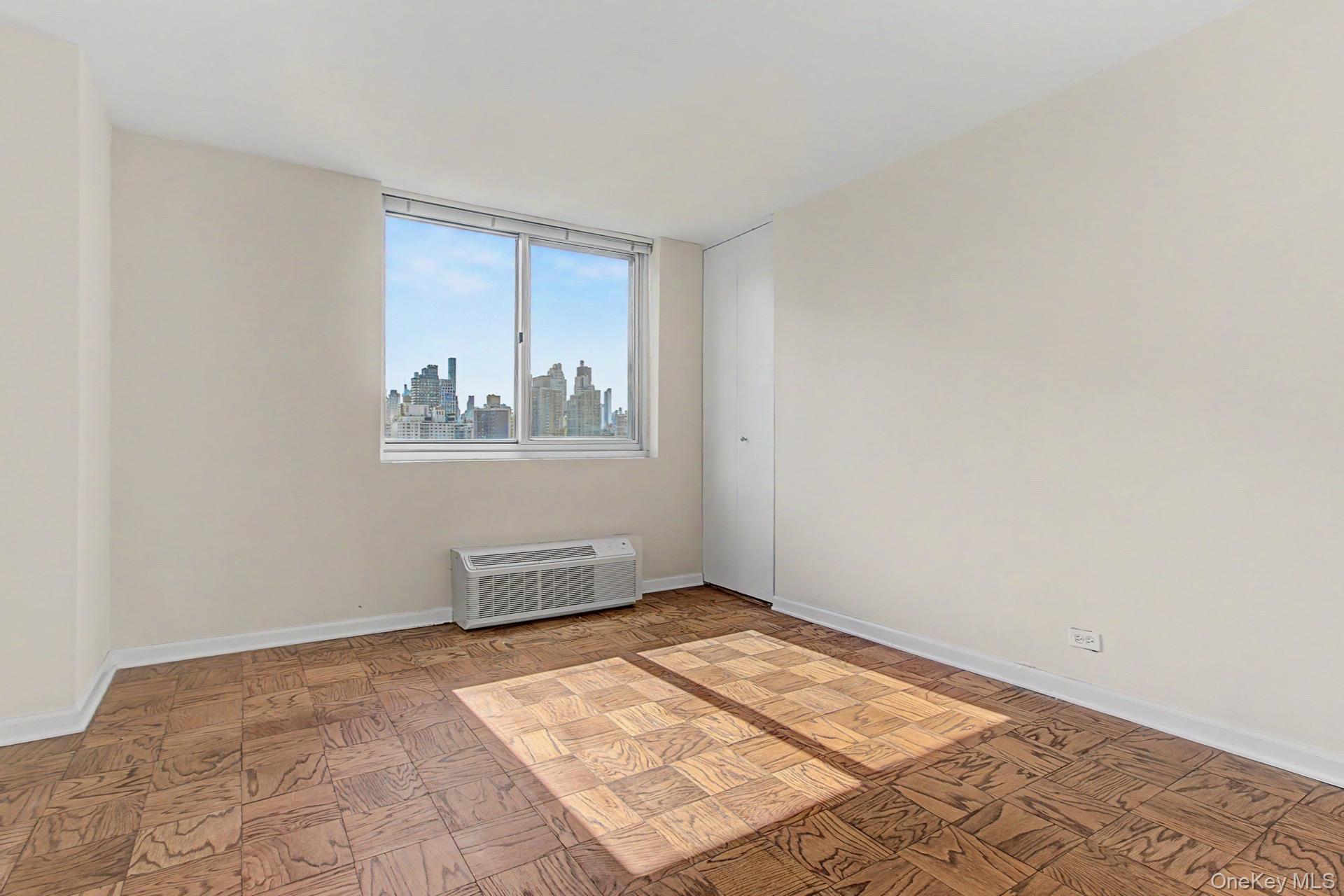 345 E 93rd Street, Unit 20E photo 18