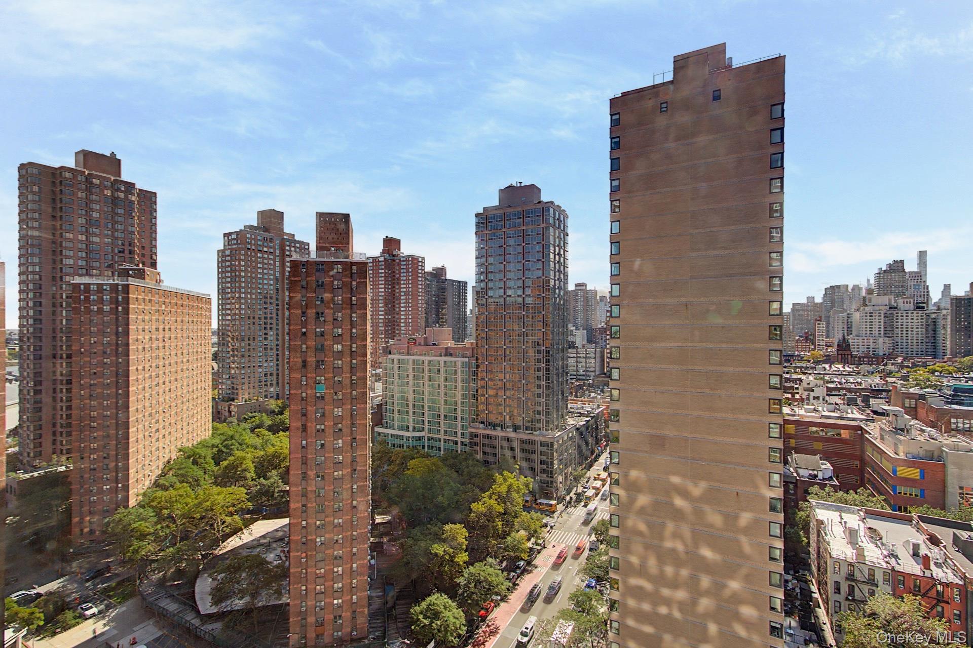 345 E 93rd Street, Unit 20E photo 19