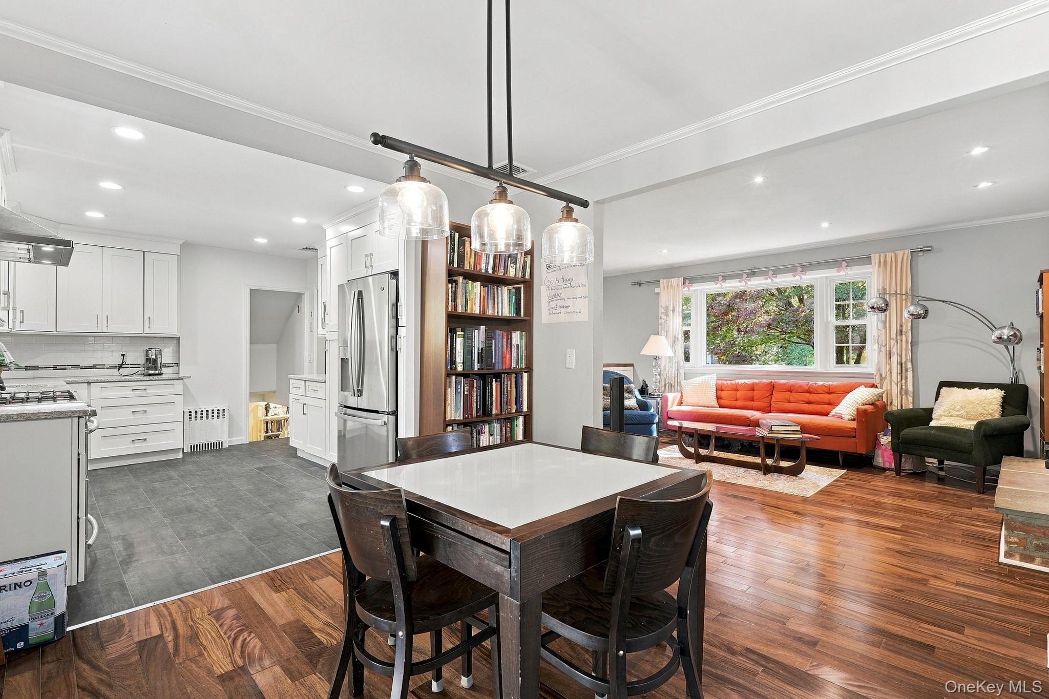 710 Forest Avenue – For Sale photo 8