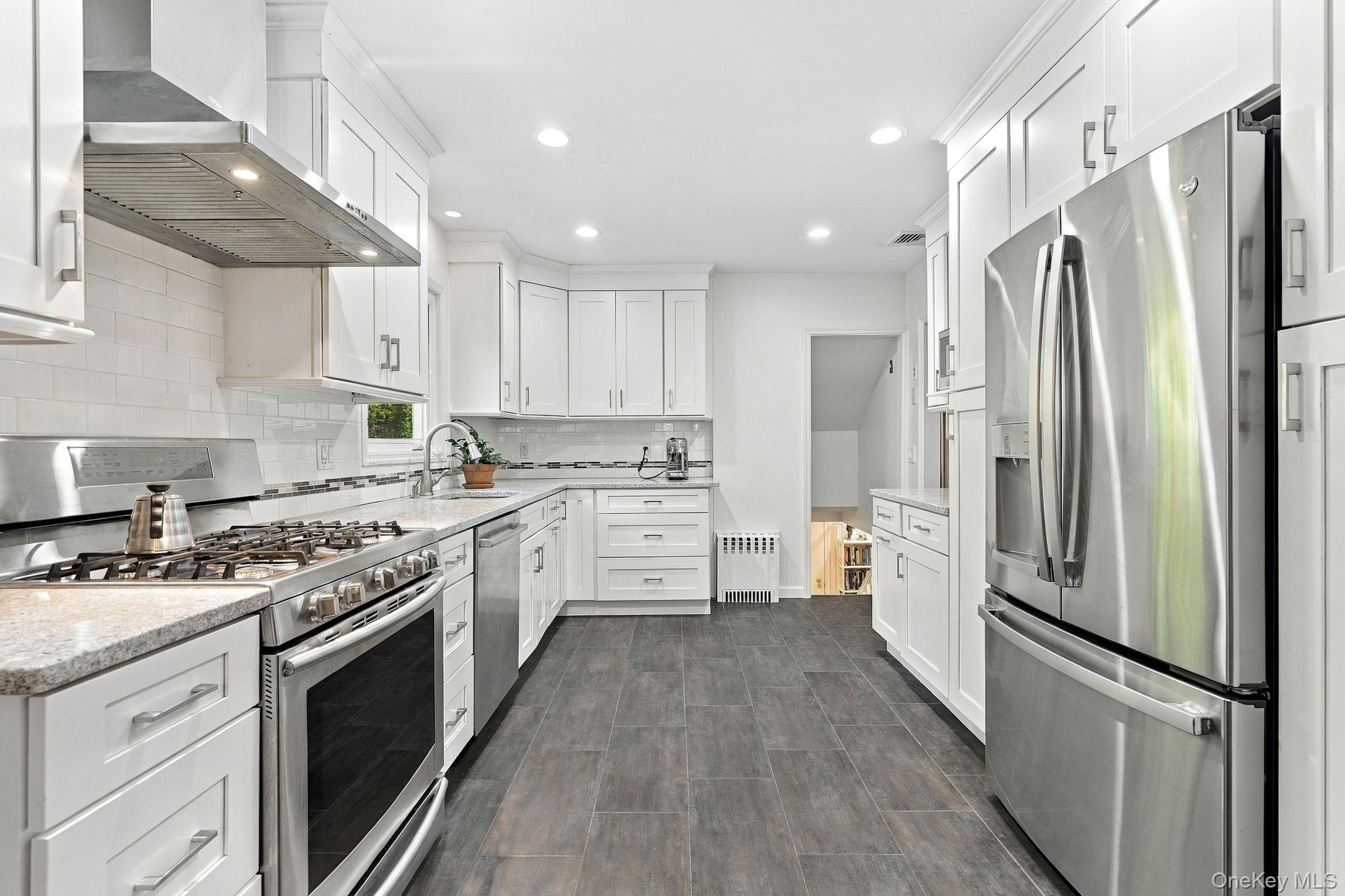 710 Forest Avenue – For Sale photo 10