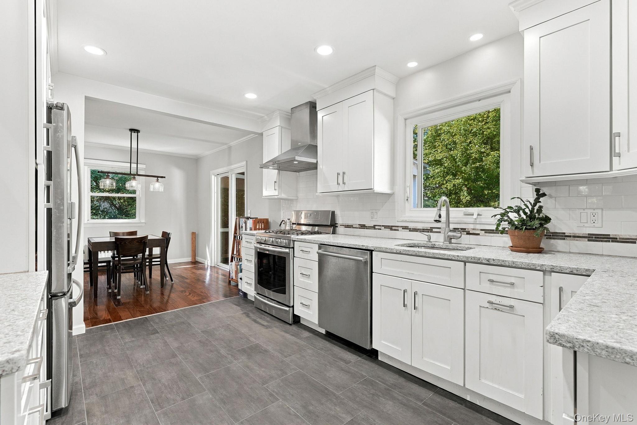 710 Forest Avenue – For Sale photo 9