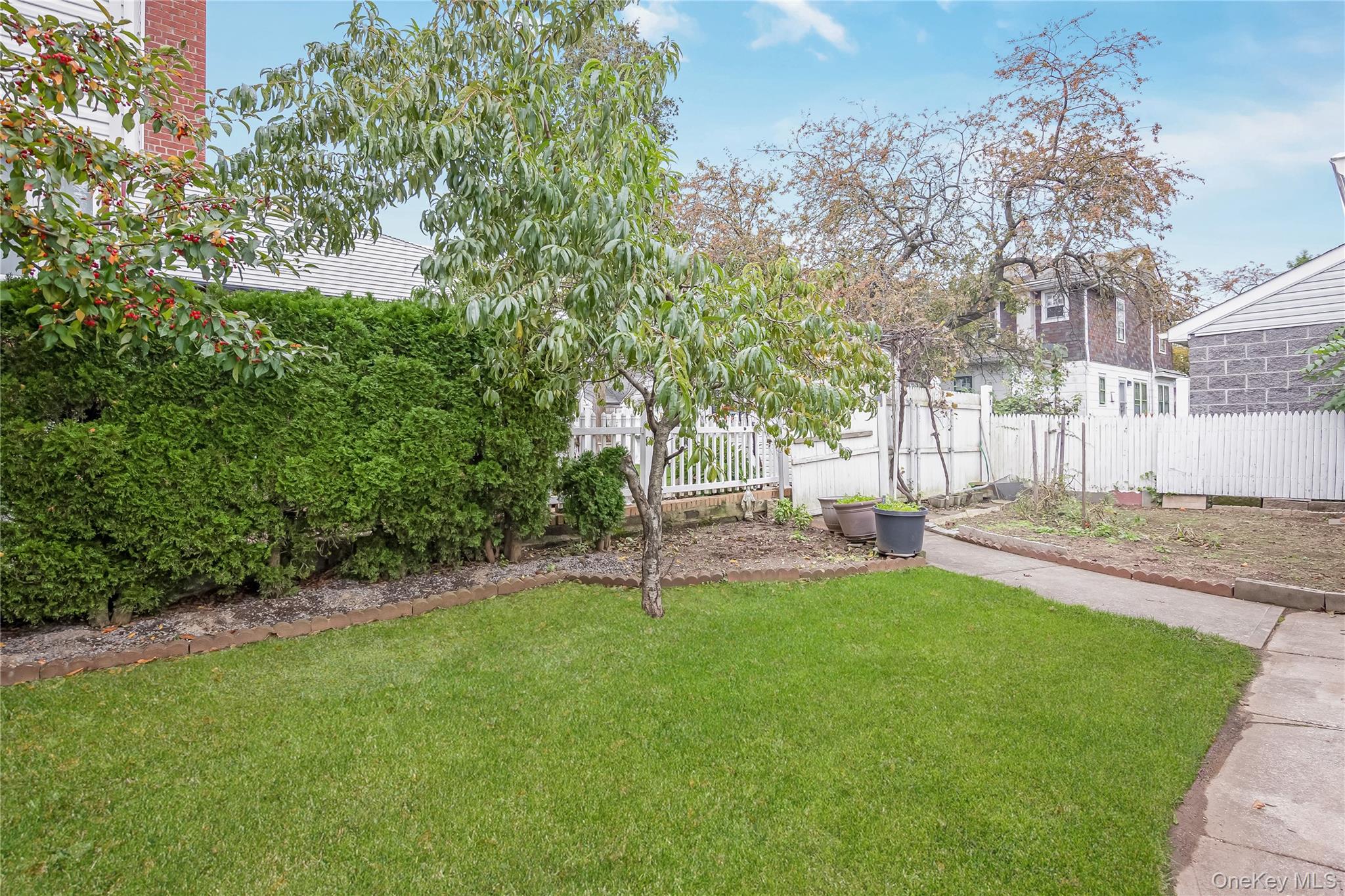 8532 262nd Street – For Sale photo 17
