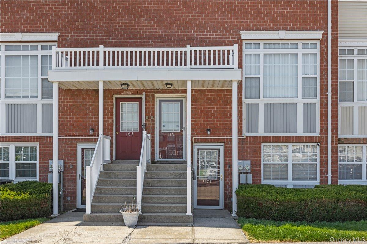 179 Surf Drive, Unit 114 photo 2