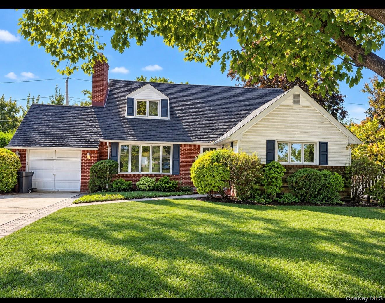 90 Amherst Street – For Sale