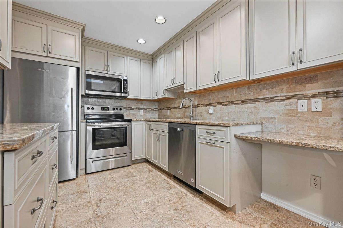 162 Laurel Lane – For Sale photo 10