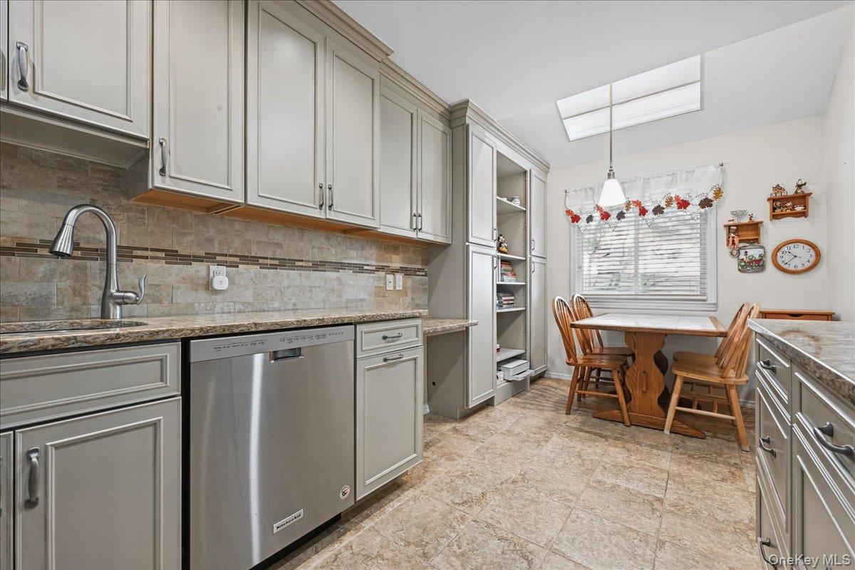 162 Laurel Lane – For Sale photo 13