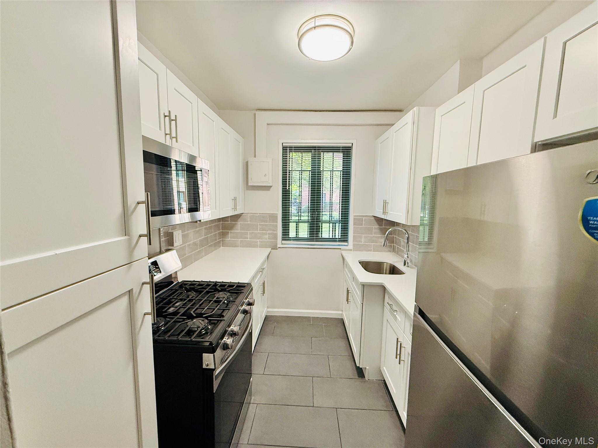 1562 Unionport Road, Unit MD