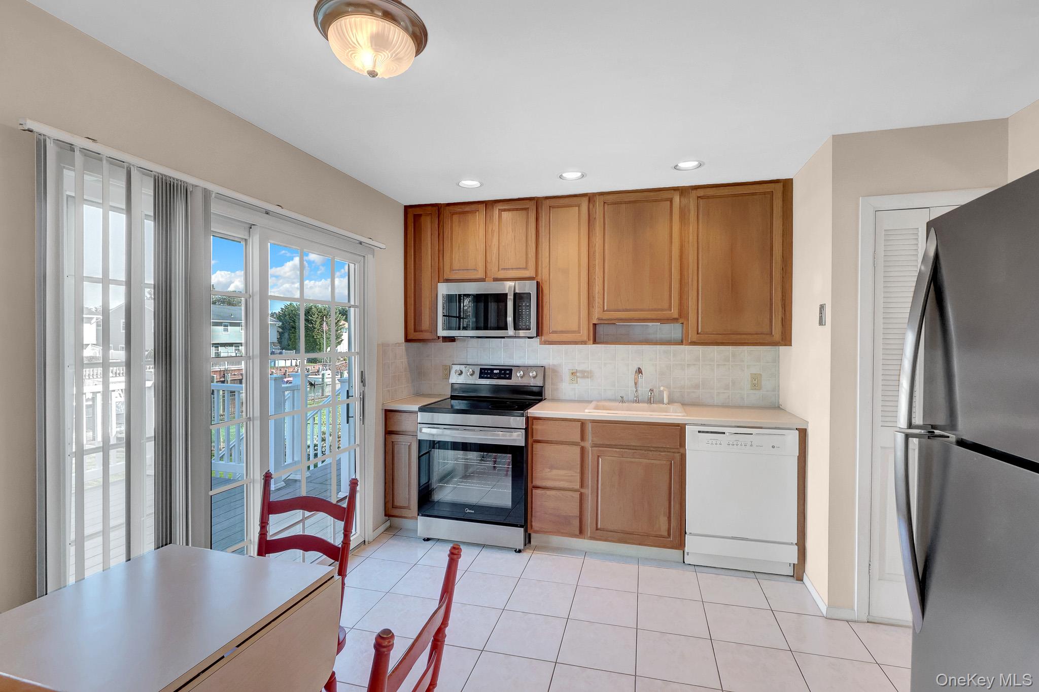 45 Florence Avenue – For Sale photo 3