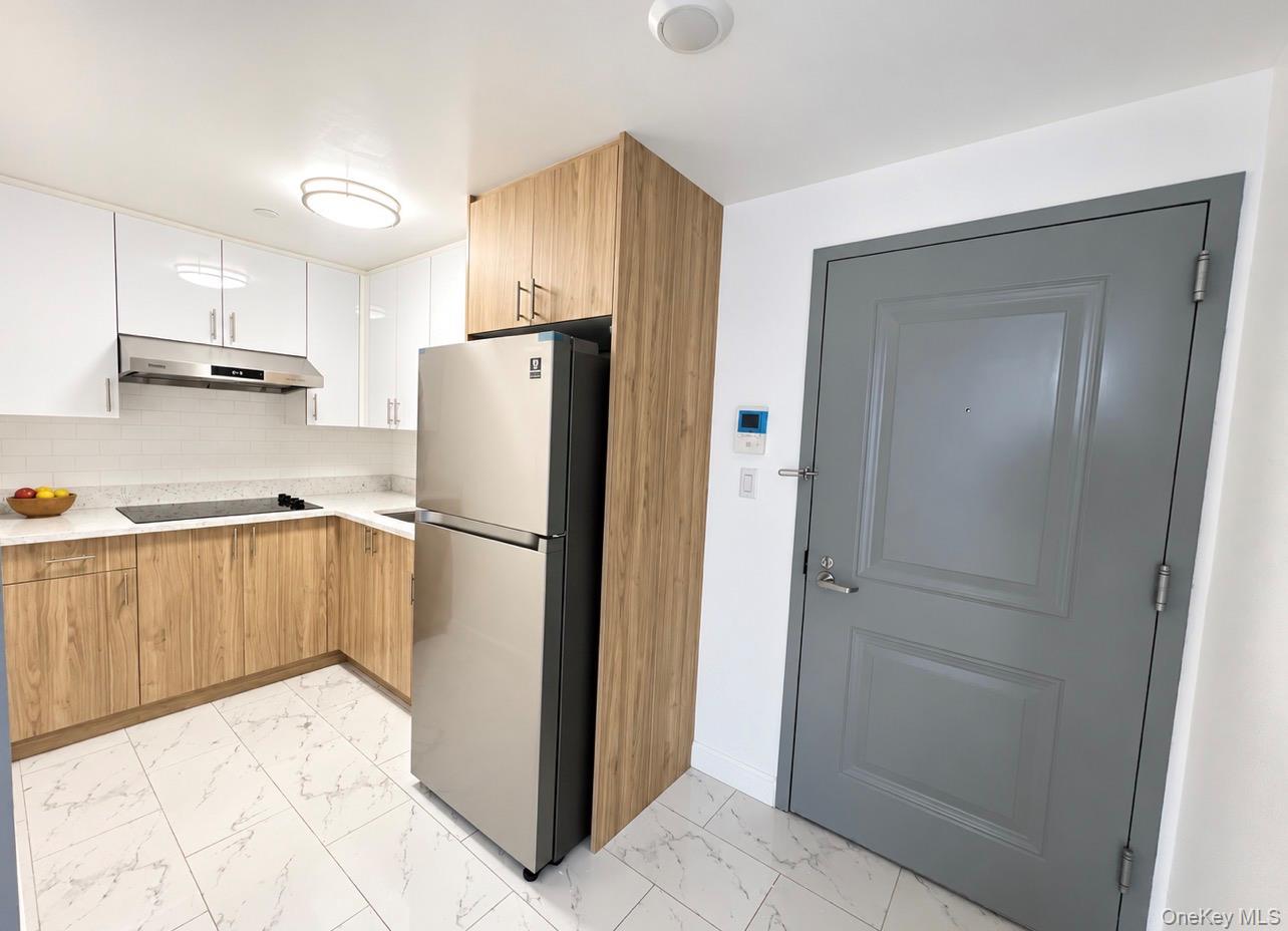 3520 146th Street, Unit 3D photo 3
