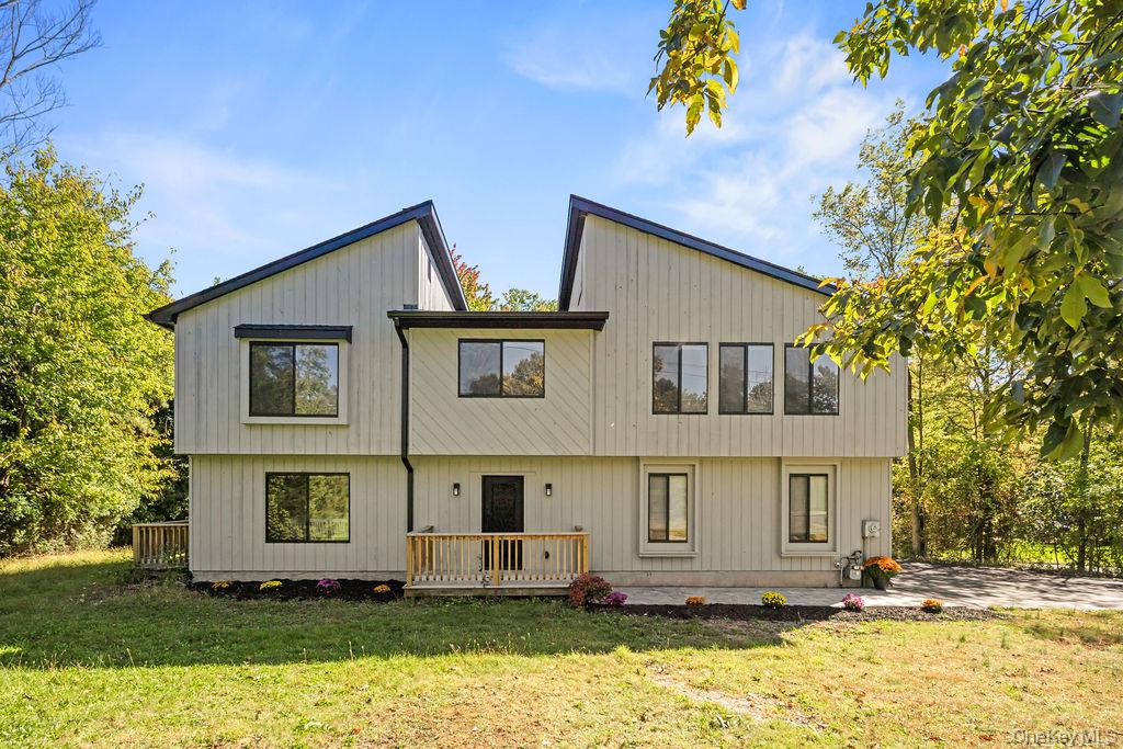 58 Burda Avenue – For Sale photo 2
