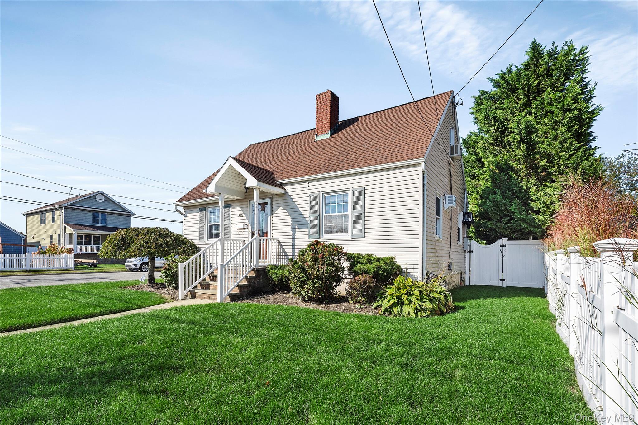 200 Forest Avenue – For Sale photo 2
