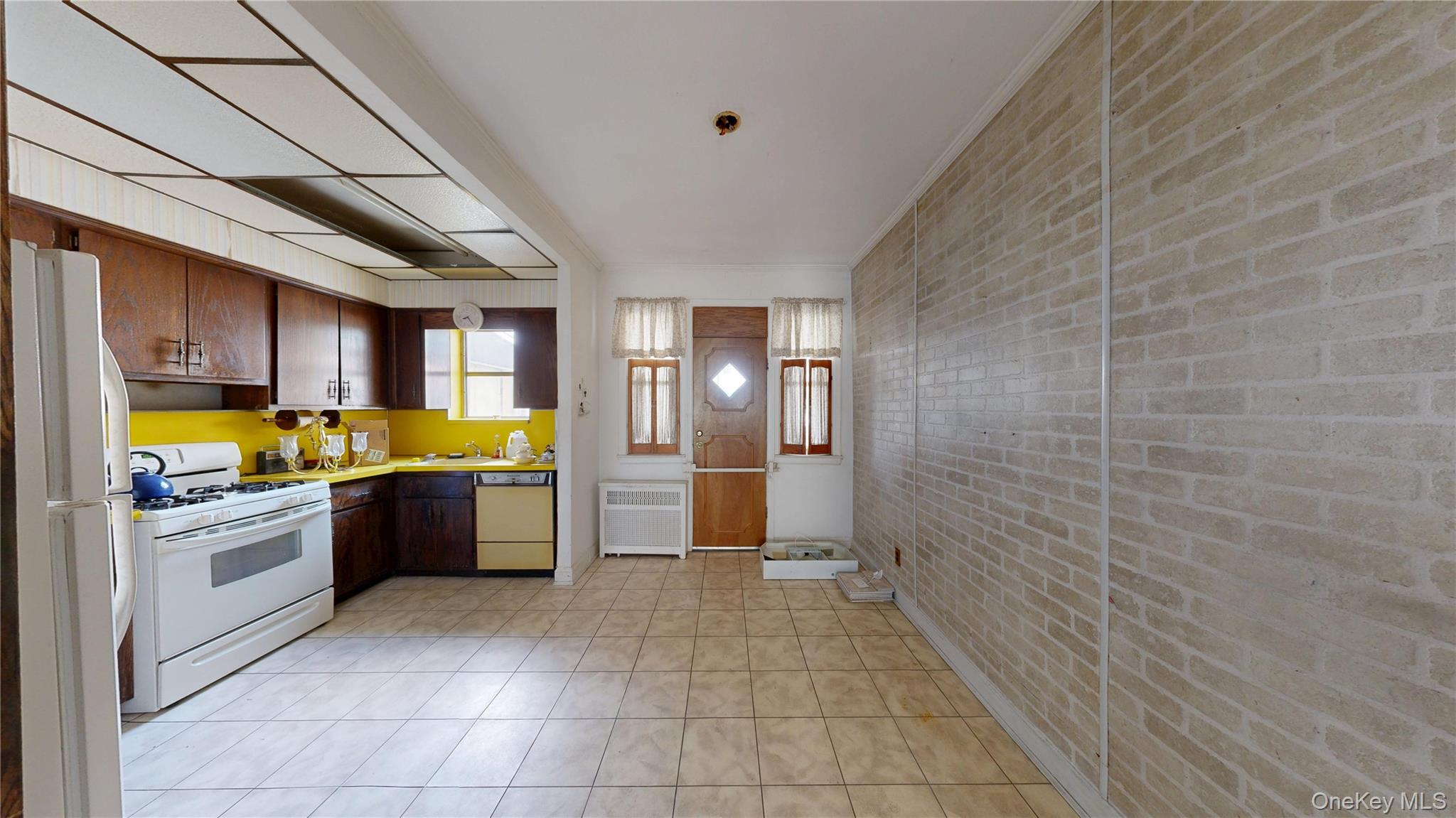 2168 E 28th Street – For Sale photo 10