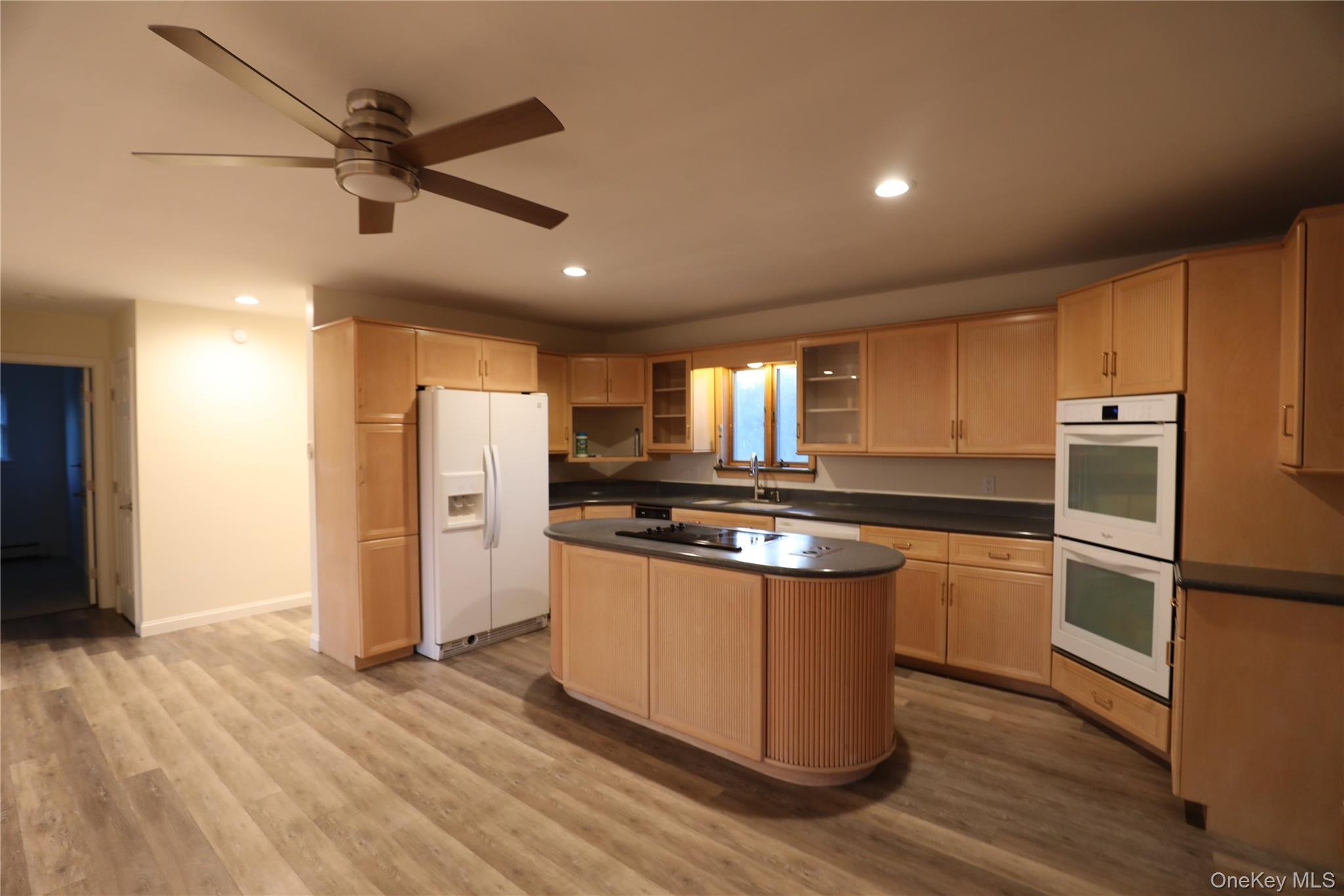 87 Overlook Estates, Unit 4b photo 14