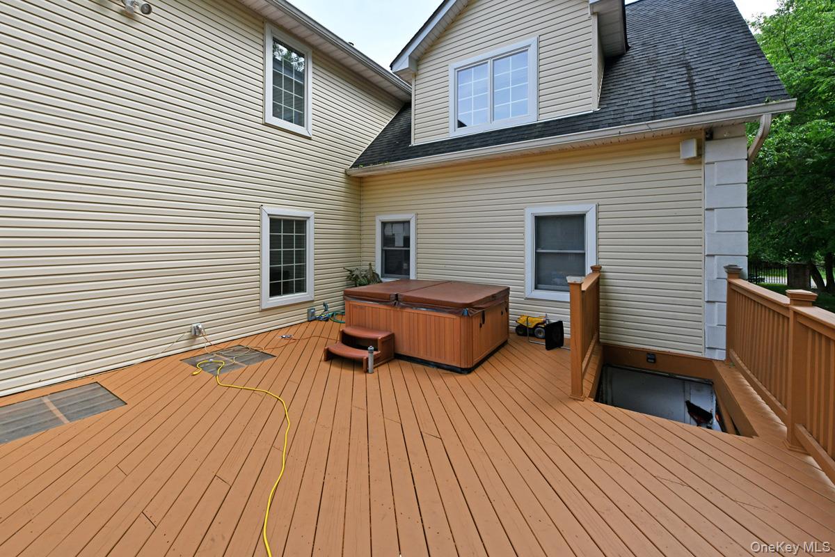 42 Willow Tree Road – For Rent photo 32