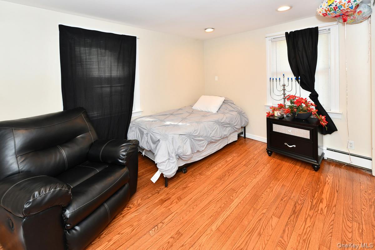 42 Willow Tree Road – For Rent photo 21