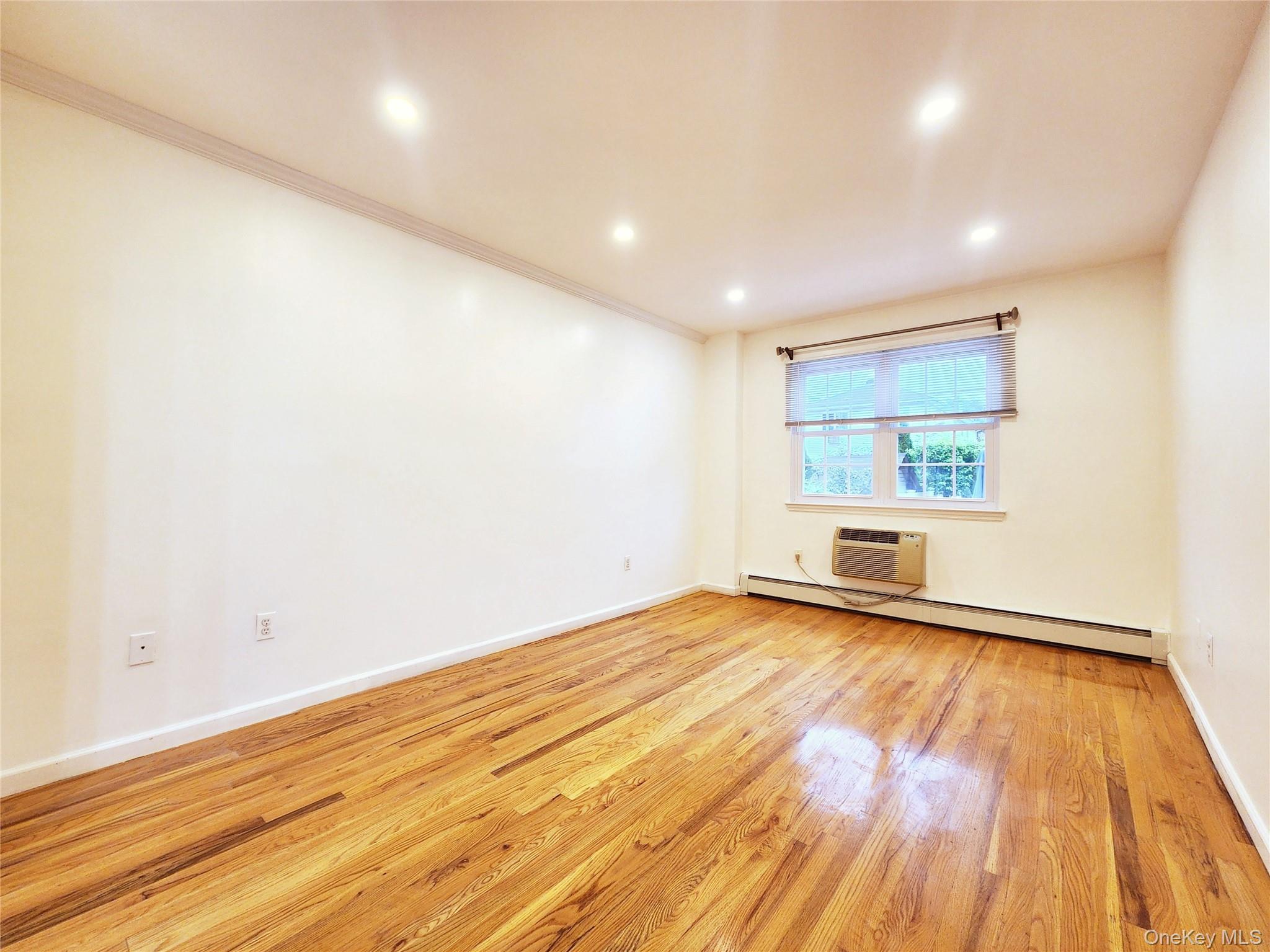 94-08 89 Avenue, Unit 1st Fl photo 18