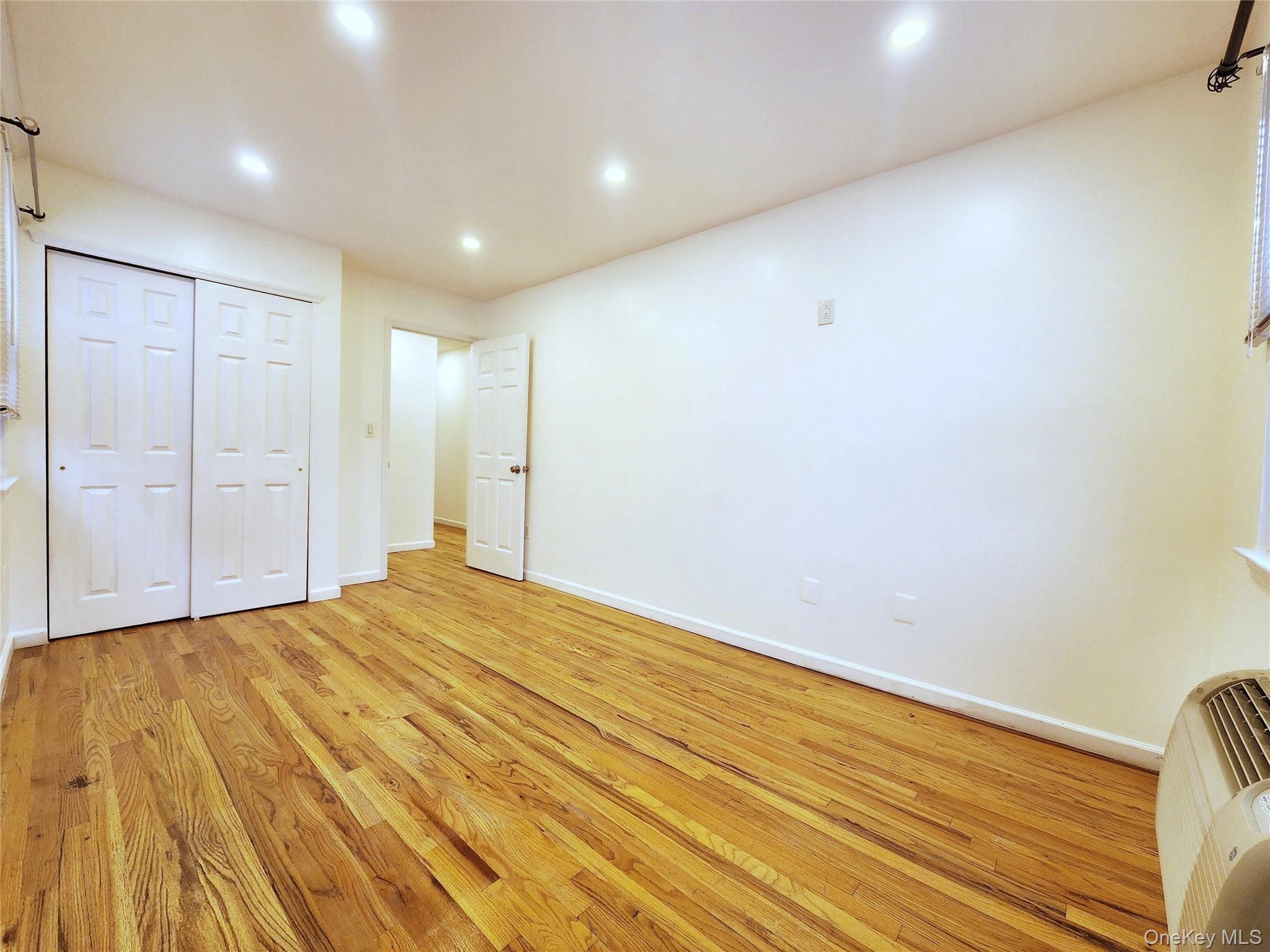 94-08 89 Avenue, Unit 1st Fl photo 16