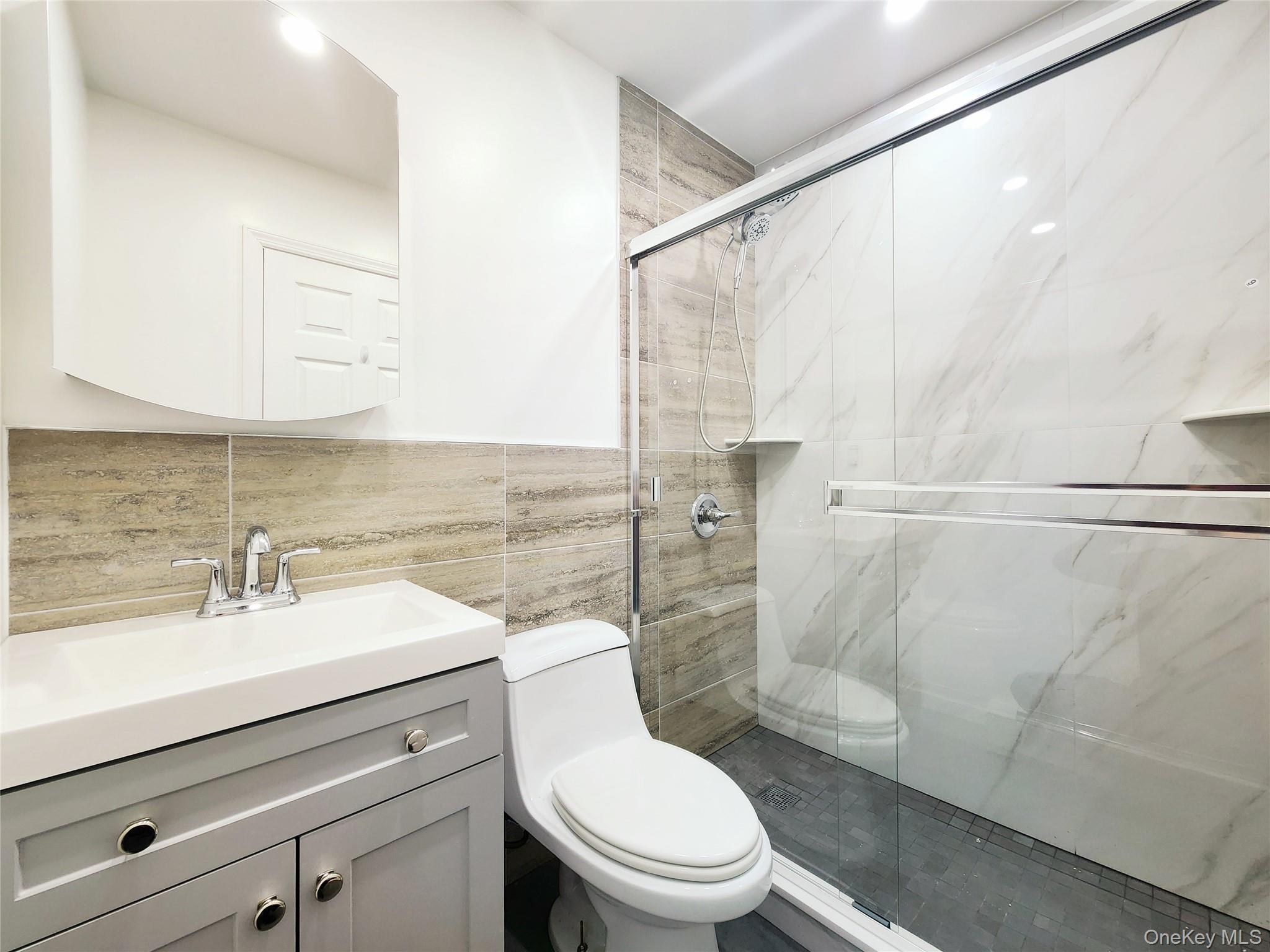 94-08 89 Avenue, Unit 1st Fl photo 15