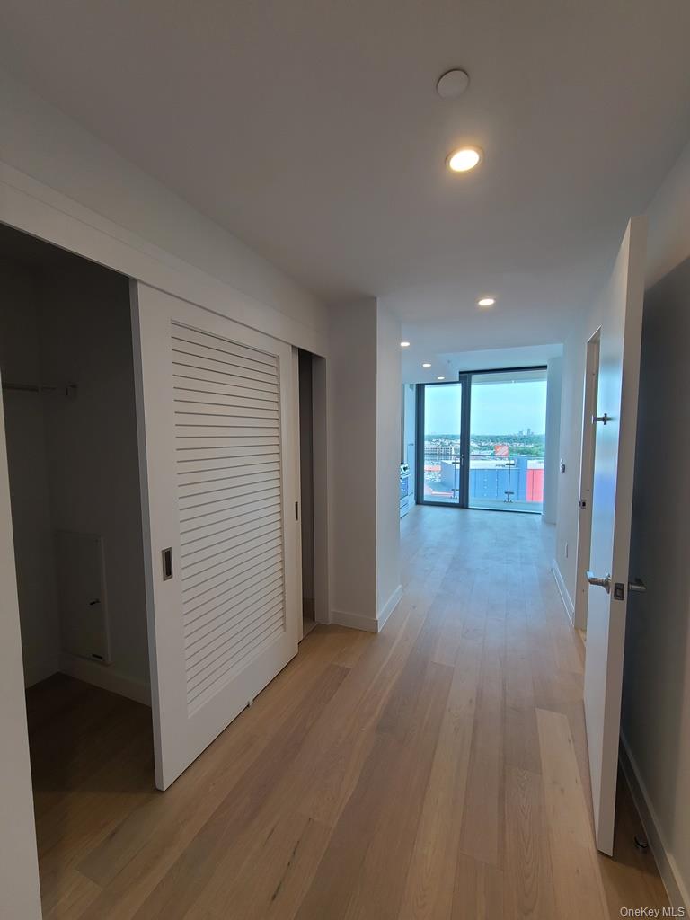 131-01 40th Road, Unit 16P photo 3