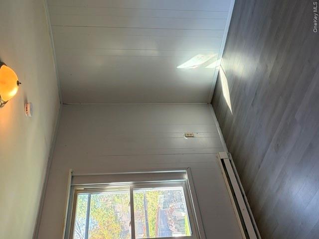 11 Willey Avenue, Unit Apartment photo 9