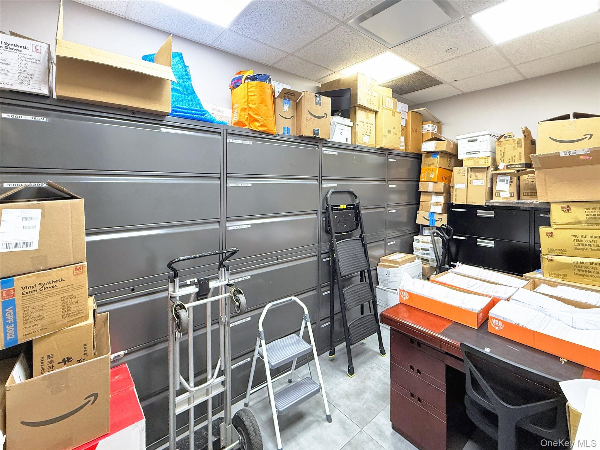 131-07 40th Road, Unit E19 photo 5