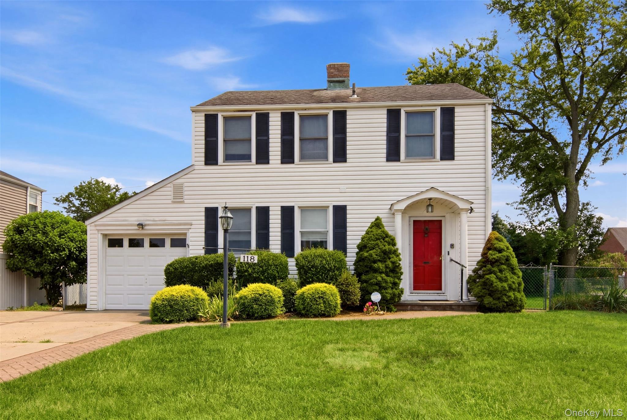 118 Magnolia Street – For Sale