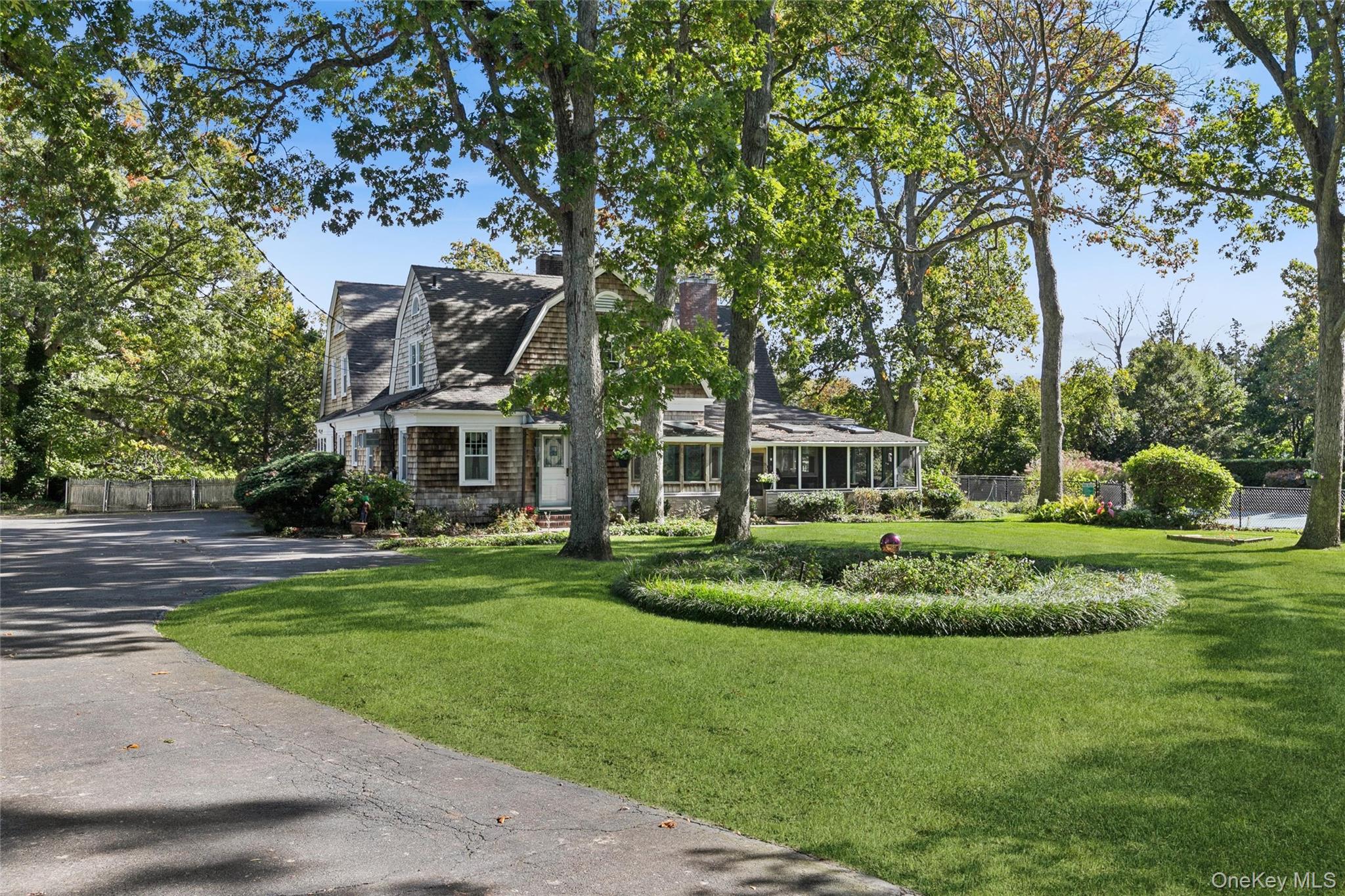 265 Jennings Avenue – For Sale photo 27