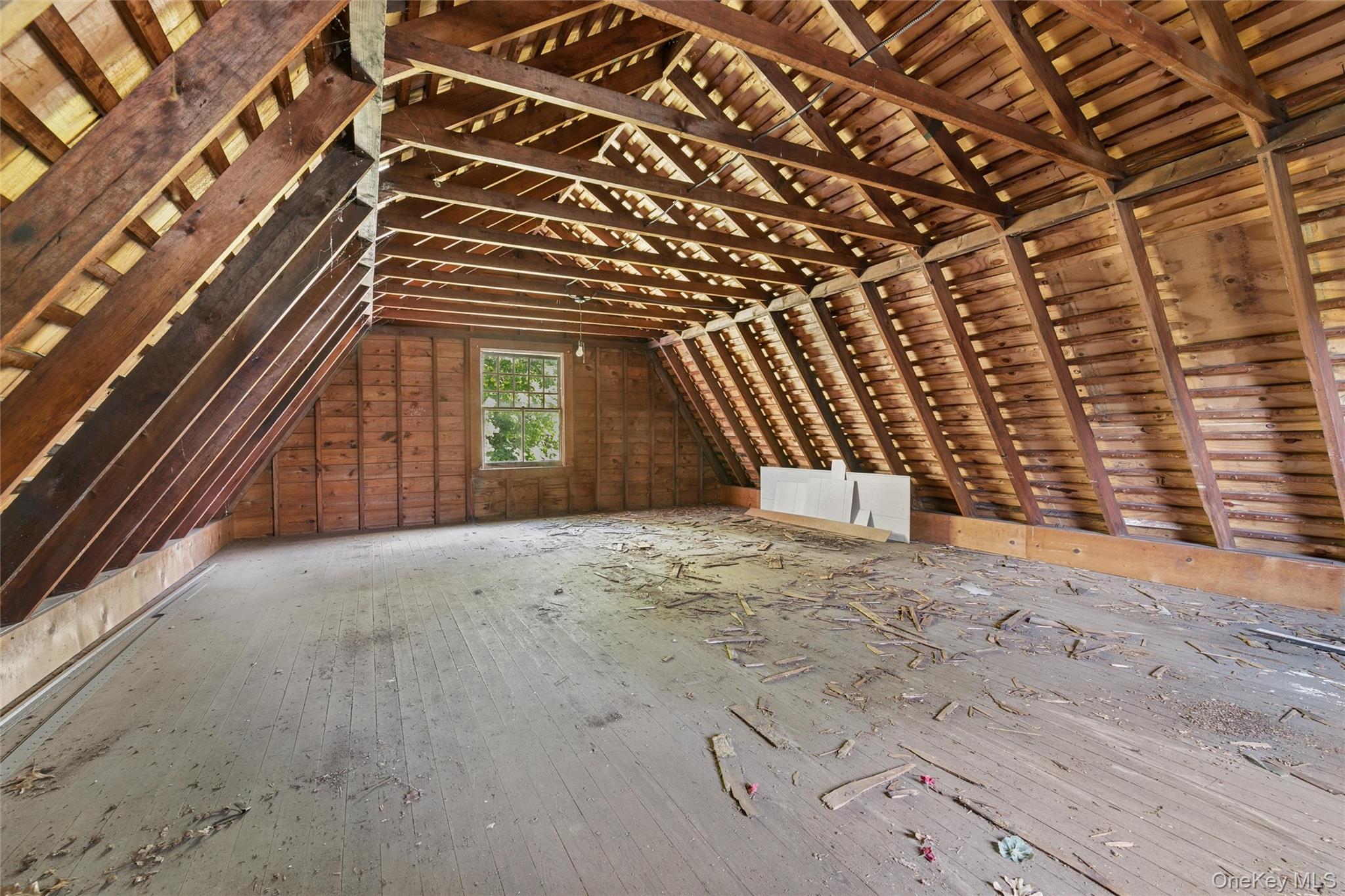 265 Jennings Avenue – For Sale photo 29