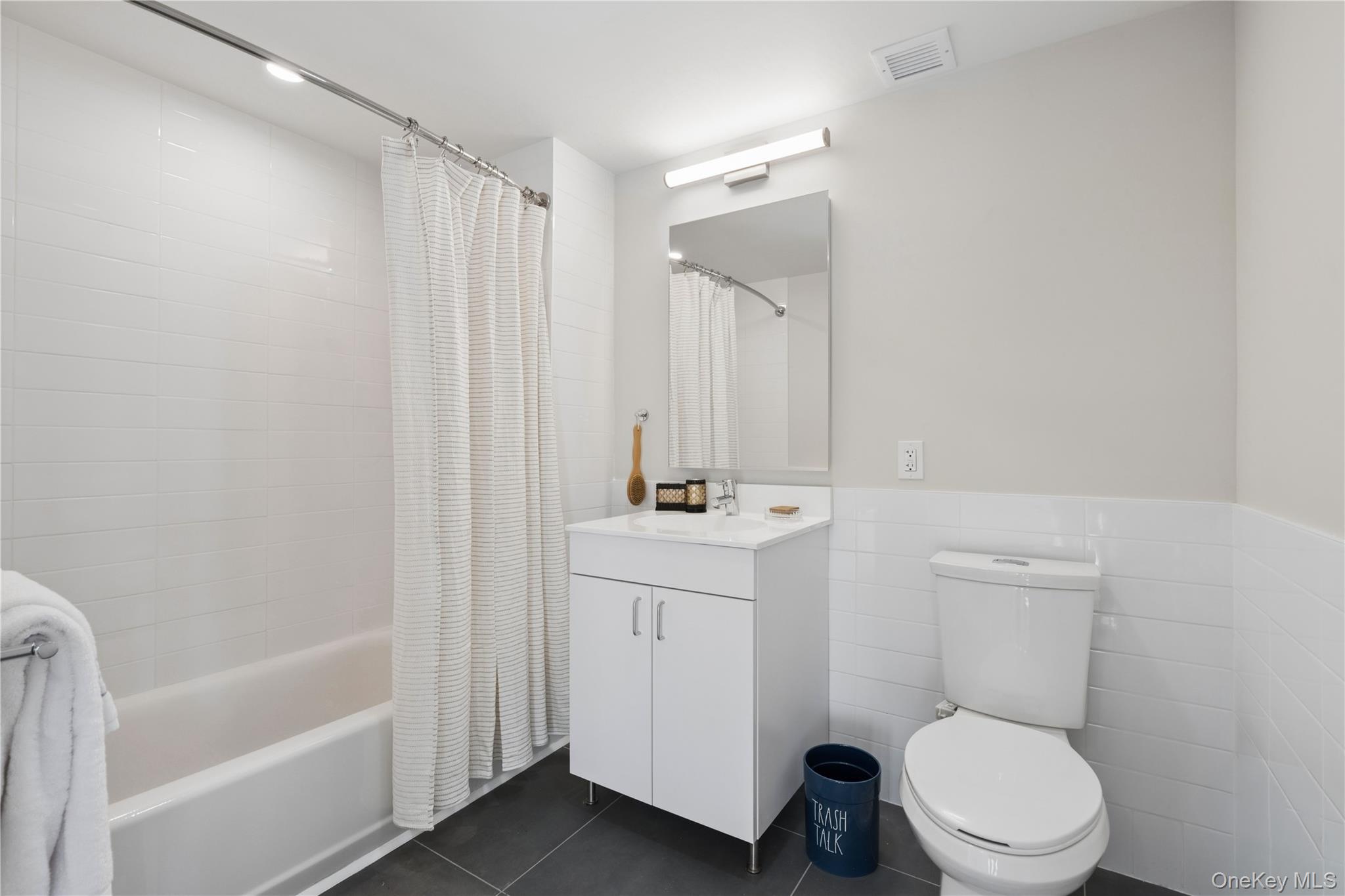 331 Ralph Avenue, Unit 2A photo 4