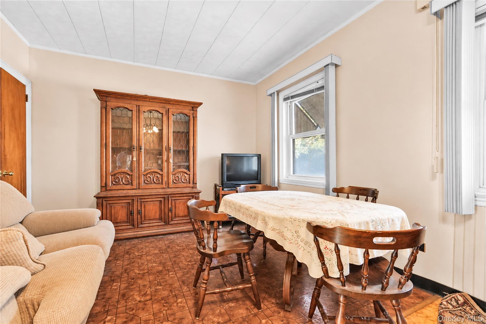 35-55 28th Street – For Sale photo 15