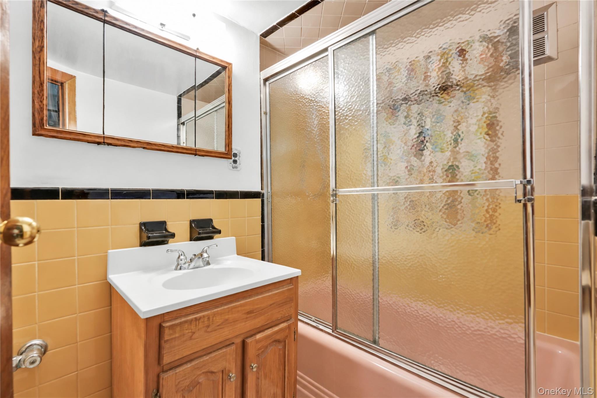 35-55 28th Street – For Sale photo 22