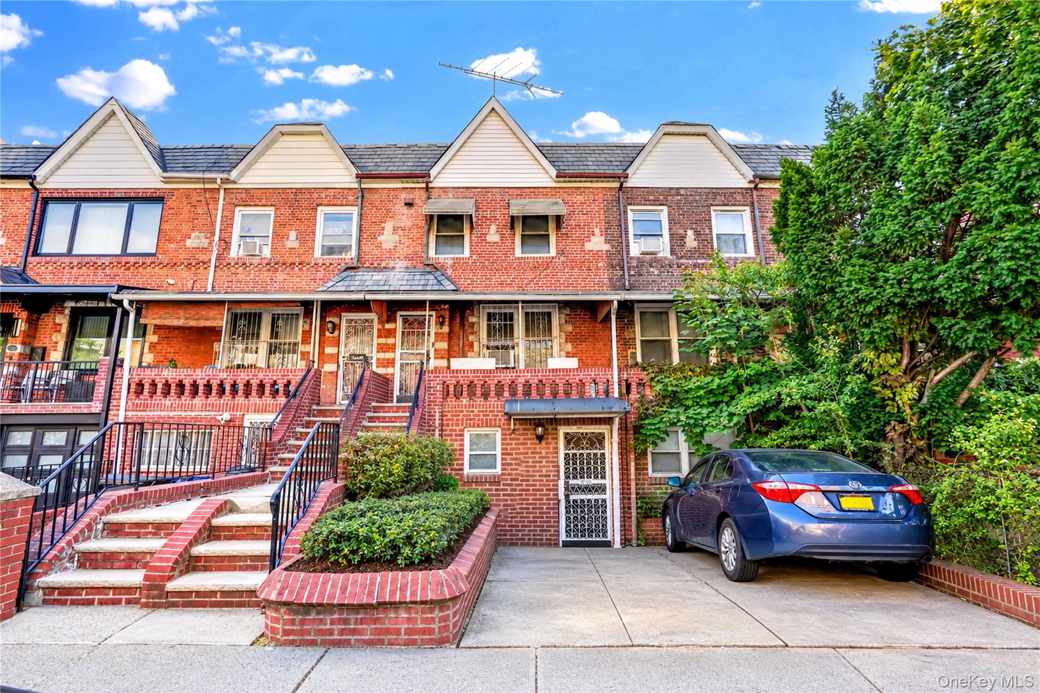 35-55 28th Street – For Sale