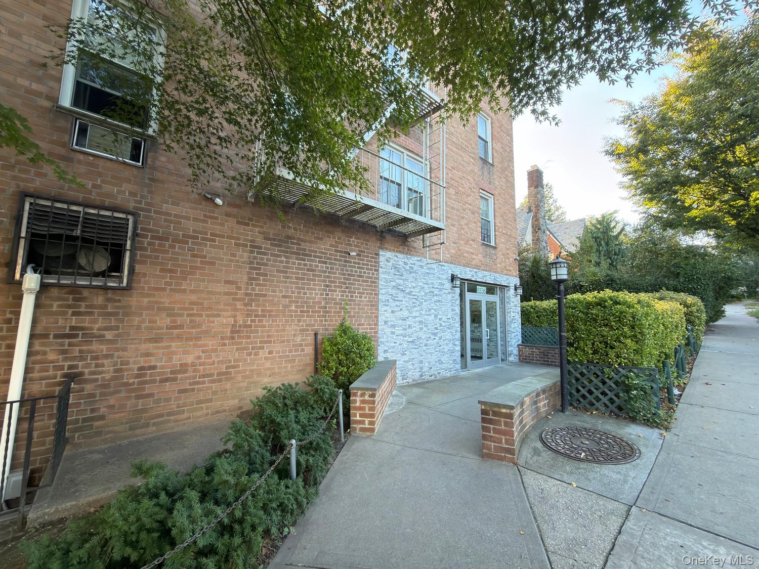8336 Beverly Road, Unit 5G