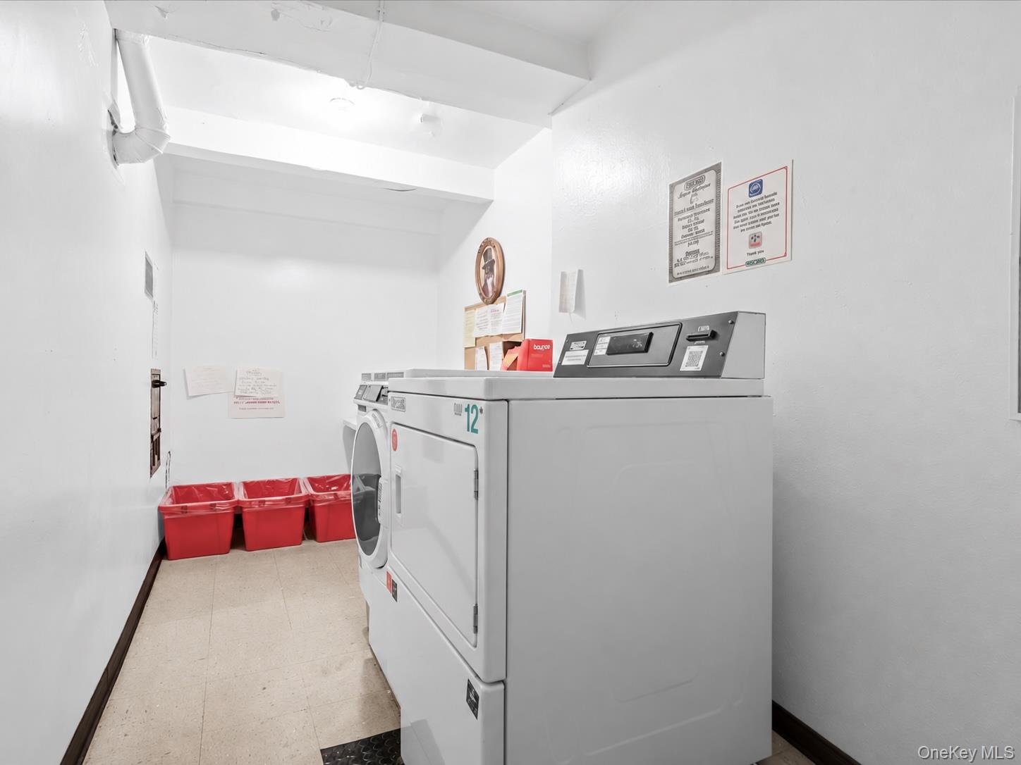855 E Broadway, Unit 6H photo 21